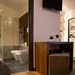 Mantra Suite&rooms 4*