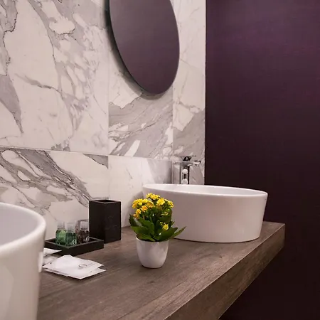 Nocleg ze śniadaniem Mantra Suite&rooms 4*