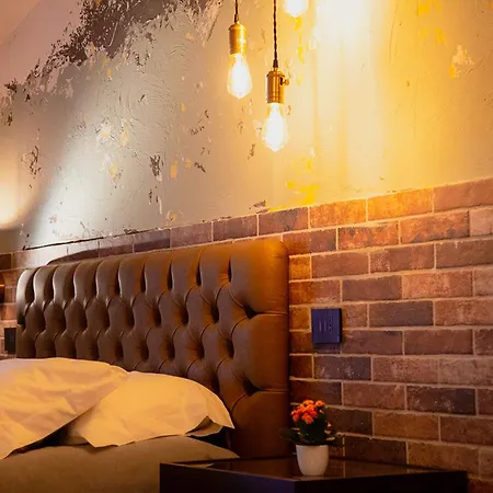 فندق مبيت وإفطار Mantra Suite&rooms 4*
