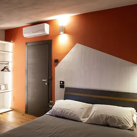 فندق مبيت وإفطار Mantra Suite&rooms 4*